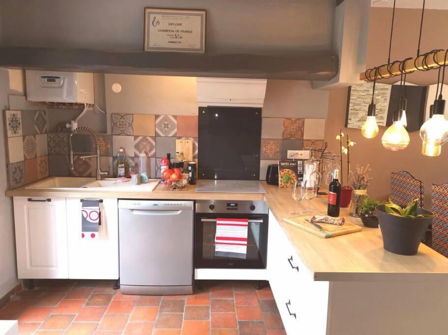 Maison Pleine De Charme Сasa de vacaciones
